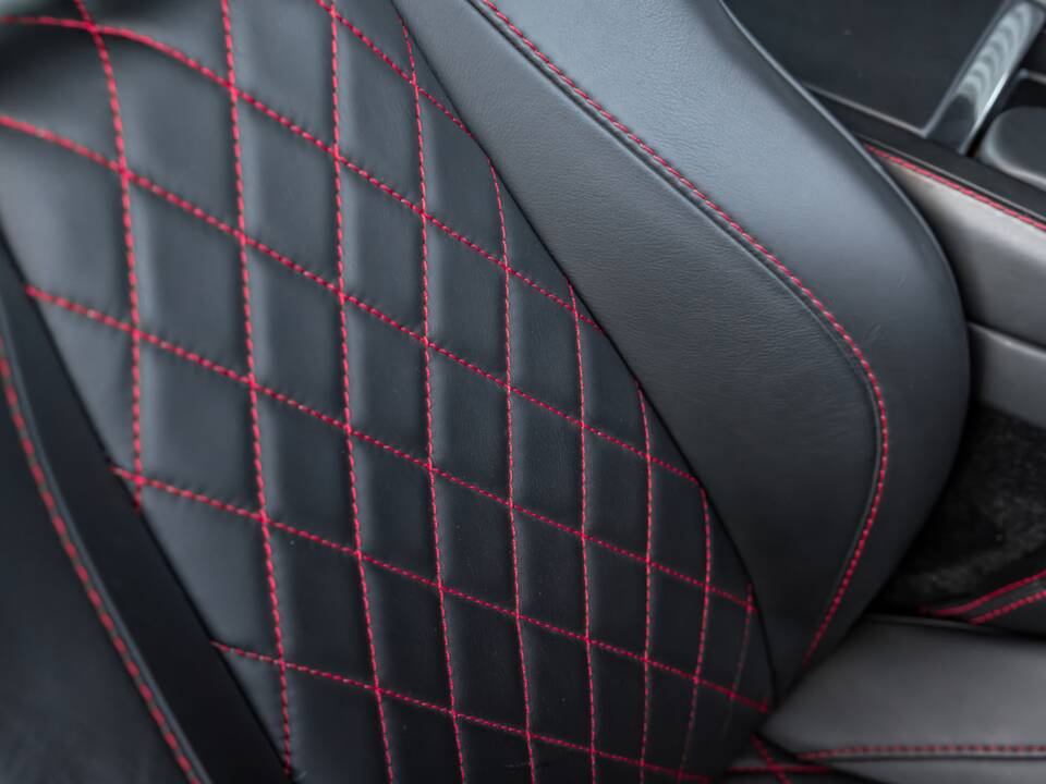 Afbeelding 45/69 van Aston Martin DBS (2012)