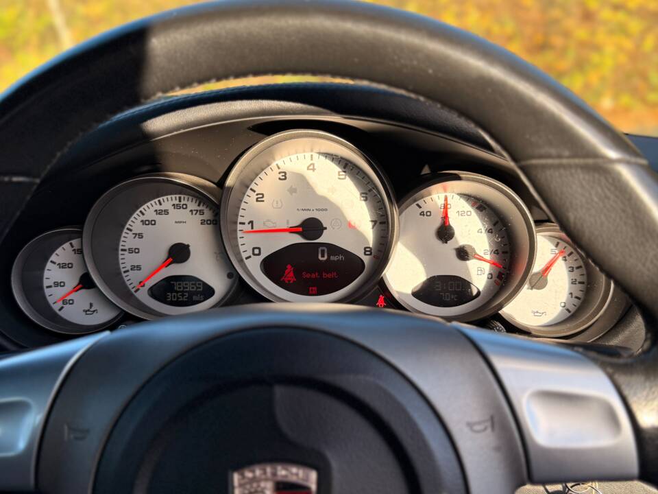 Image 15/25 of Porsche 911 Carrera S (2006)