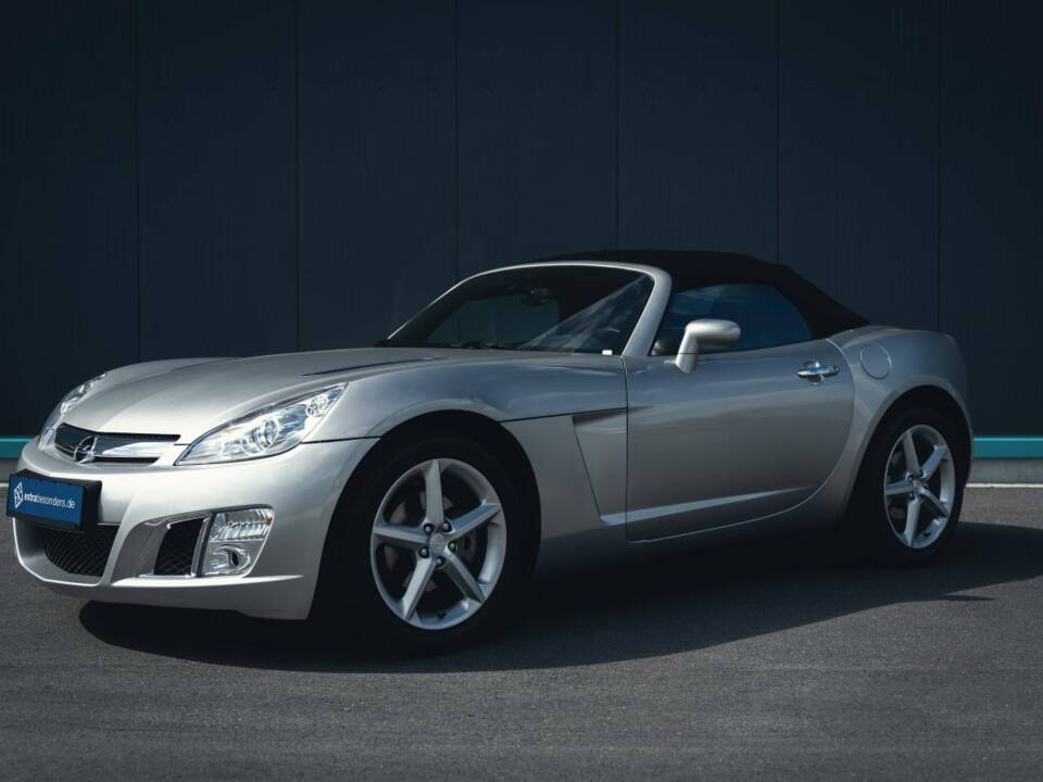 Bild 2/15 von Opel GT (2008)
