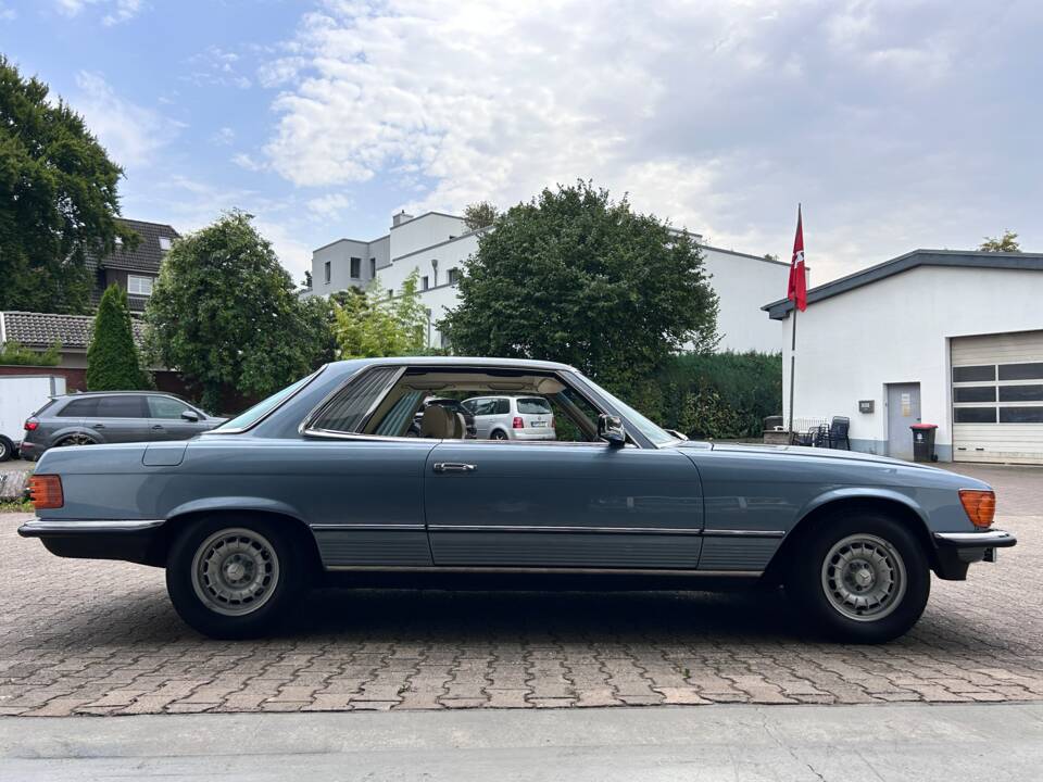 Image 32/39 de Mercedes-Benz 350 SLC (1978)