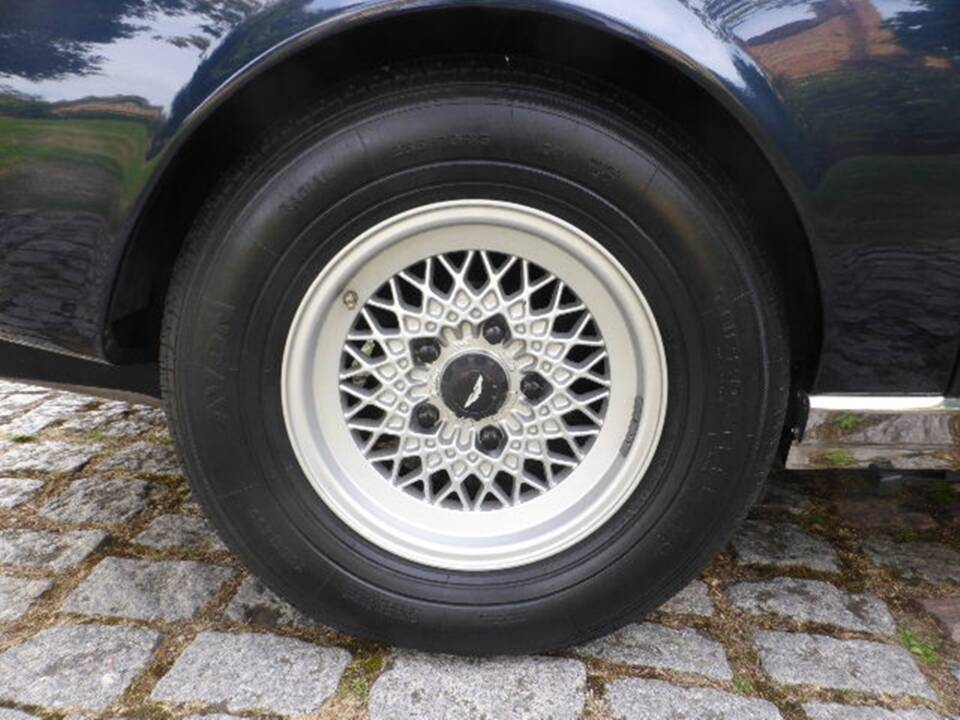 Immagine 32/32 di Aston Martin V8 (1973)