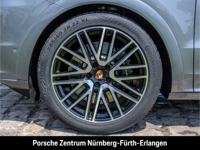 Bild 12/50 von Porsche Cayenne GTS (1900)