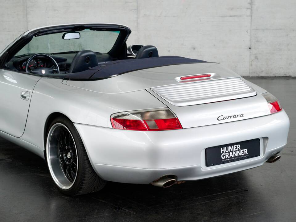 Afbeelding 19/50 van Porsche 911 Carrera (2000)