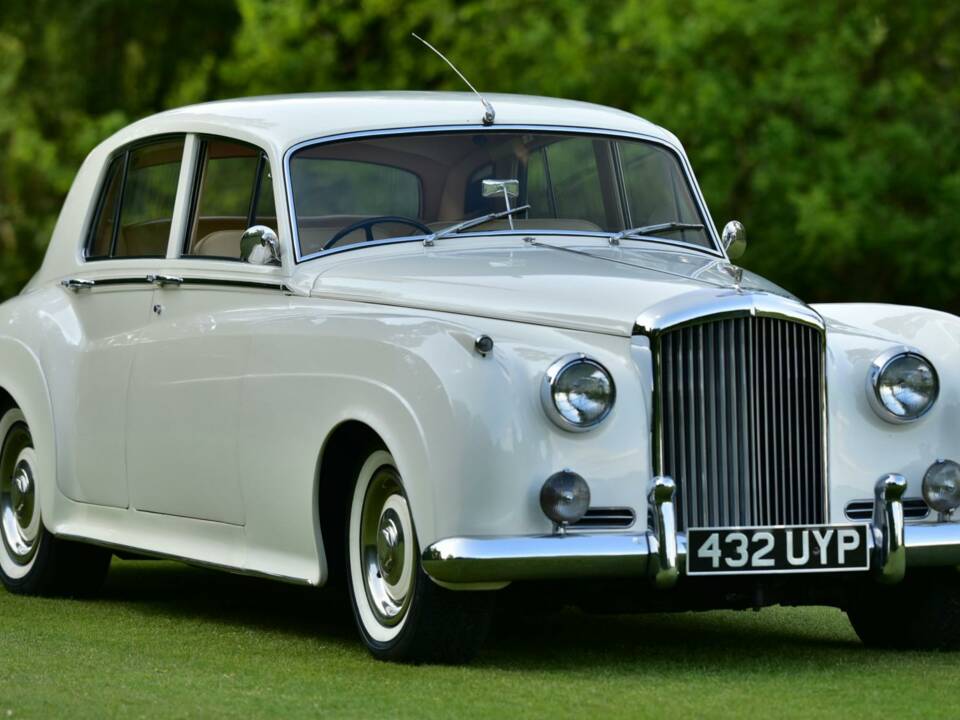 Bild 3/50 von Bentley S 2 (1961)