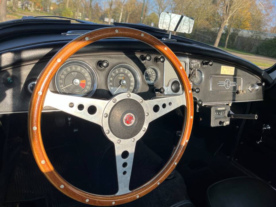 Bild 9/17 von MG MGA 1500 (1957)