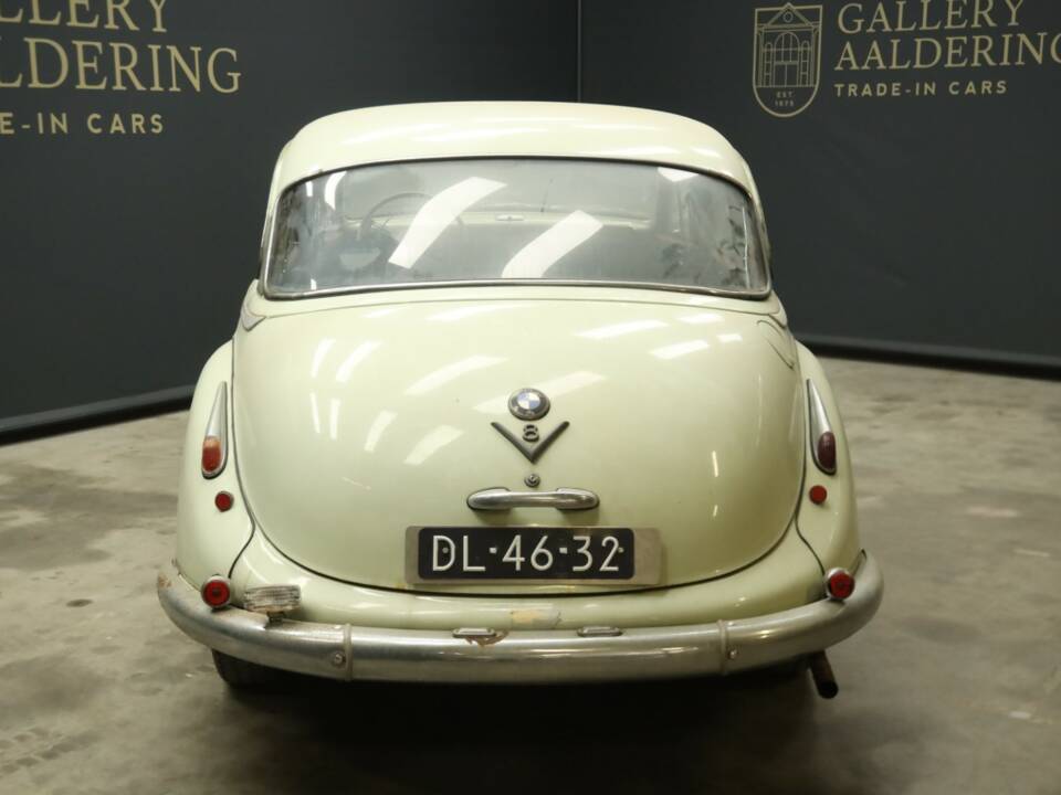 Afbeelding 36/50 van BMW 502 (1956)