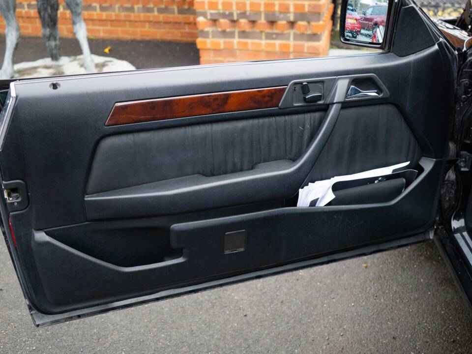 Bild 34/42 von Mercedes-Benz E 320 (1995)