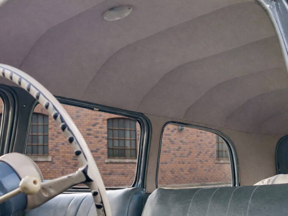 Image 27/28 de Peugeot 203 Familiale (1953)