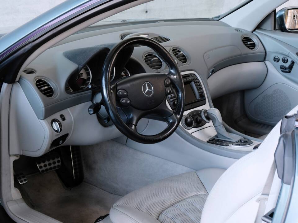 Bild 14/38 von Mercedes-Benz SL 55 AMG (2002)