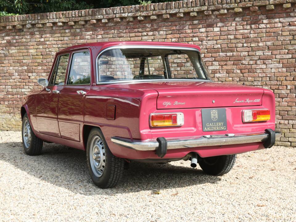 Bild 40/50 von Alfa Romeo Giulia Nuova Super 1300 (1975)