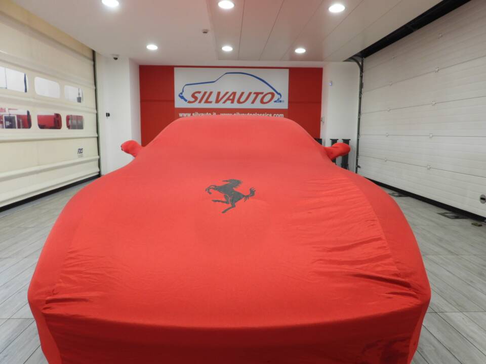 Imagen 12/15 de Ferrari 550 Maranello (1998)