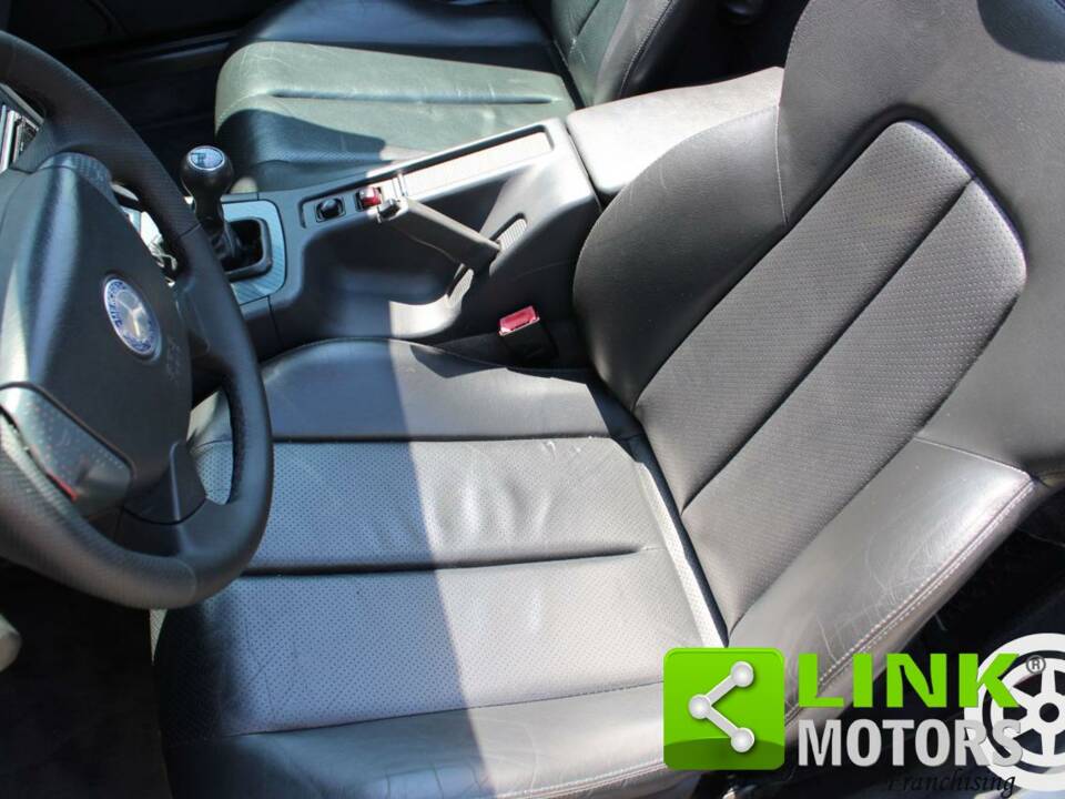 Immagine 6/10 di Mercedes-Benz SLK 200 Kompressor (1997)