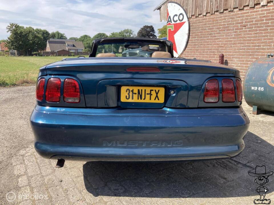 Image 27/46 of Ford Mustang (1995)
