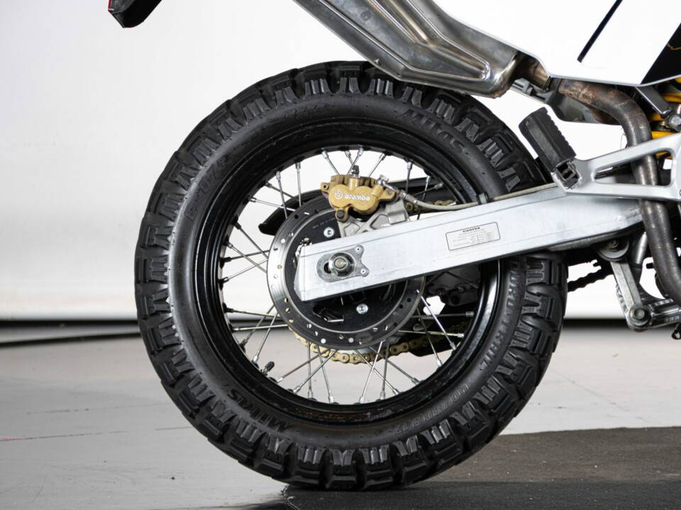 Bild 47/50 von Cagiva DUMMY (1995)