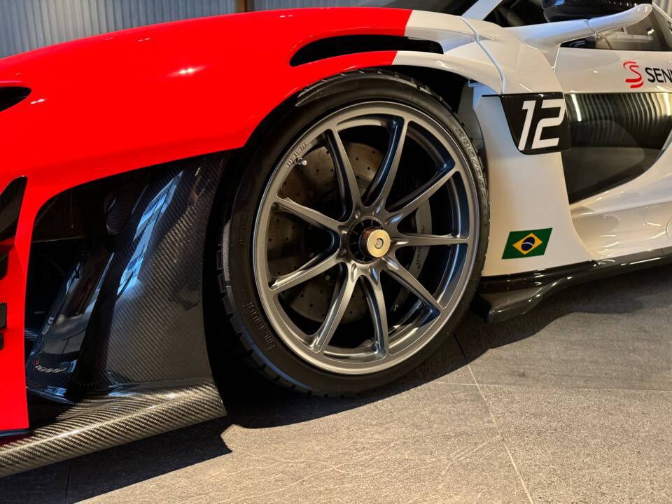 Immagine 37/59 di McLaren Senna GTR (2020)