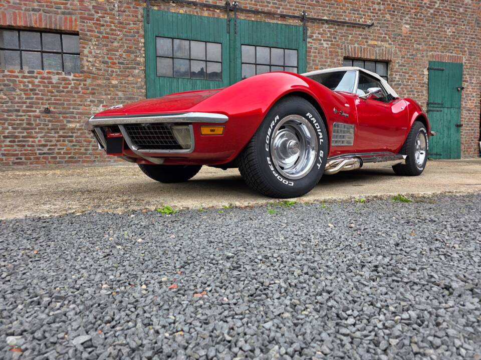 Image 29/71 of Chevrolet Corvette Stingray (1971)