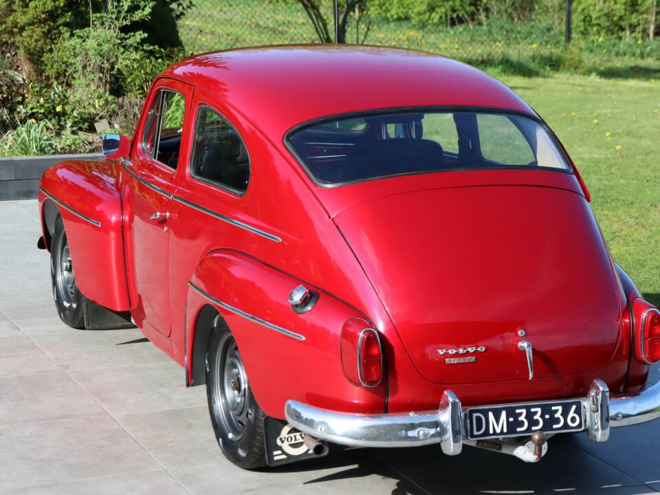 Image 26/50 of Volvo PV 544 Sport (1965)