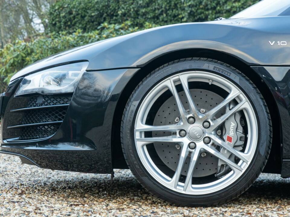 Image 15/50 de Audi R8 V10 (2011)