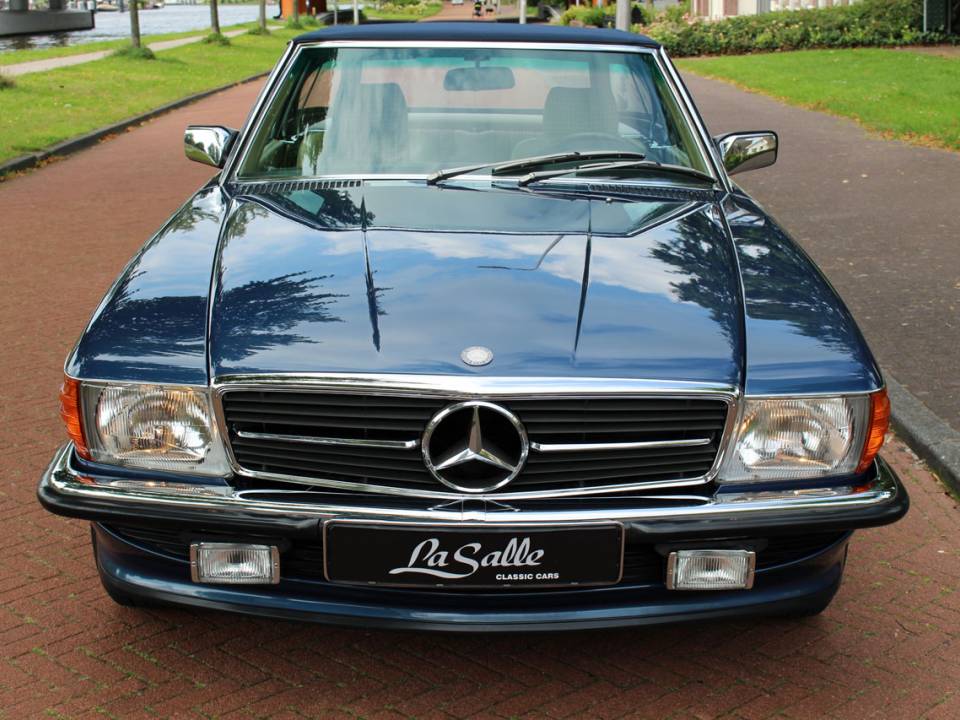 Image 4/41 de Mercedes-Benz 300 SL (1988)