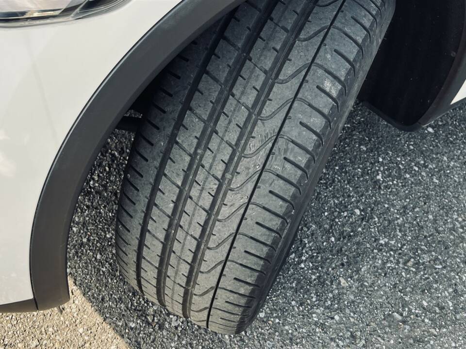 Bild 43/61 von Porsche Cayenne S (2010)