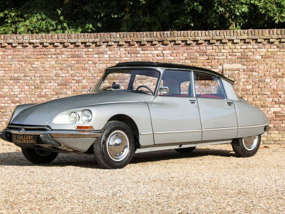 Bild 17/50 von Citroën DS 20 (1974)