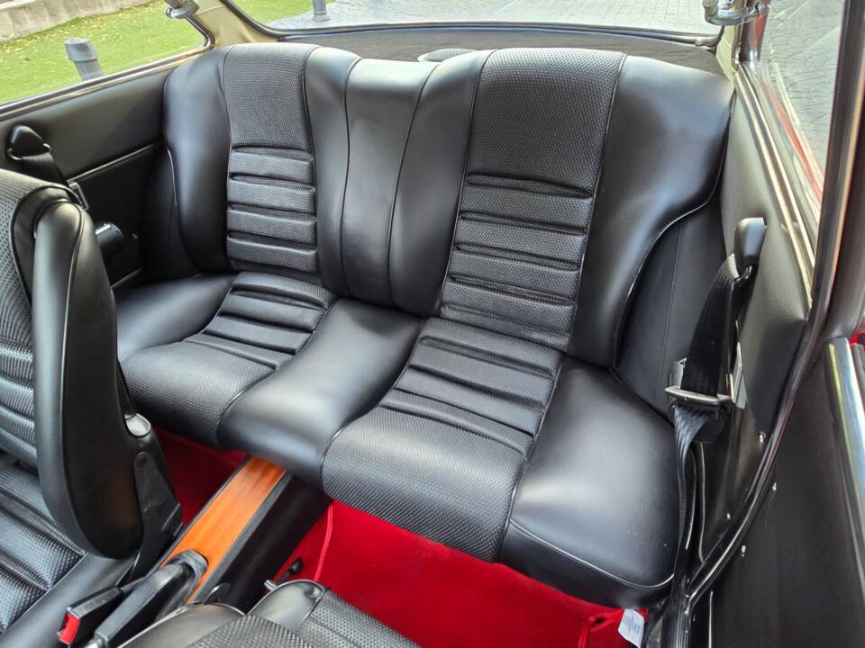 Image 29/34 of Alfa Romeo 1750 GT Veloce (1969)