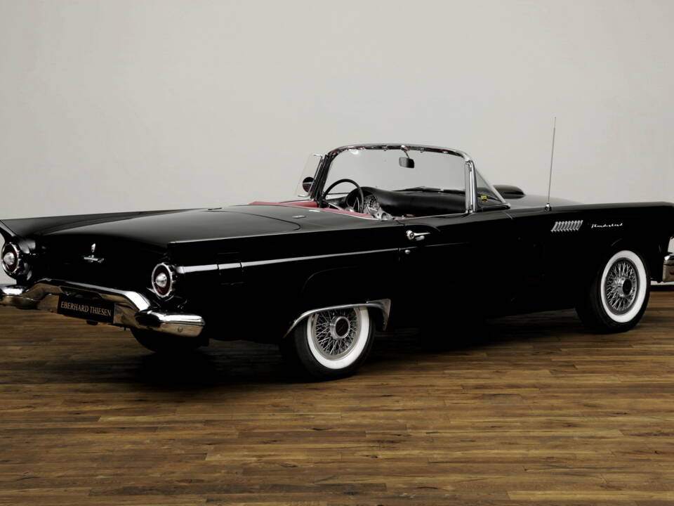 Immagine 6/20 di Ford Thunderbird (1957)