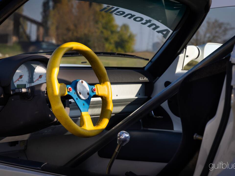 Image 37/50 of Lotus Elise 111 (1998)