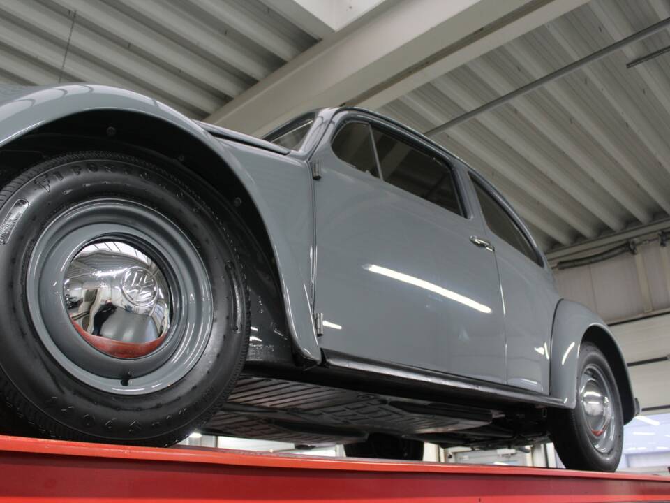 Image 9/50 de Volkswagen Käfer 1200 Standard "Ovali" (1955)