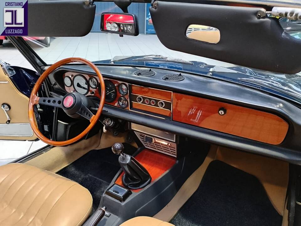 Bild 28/74 von FIAT 124 Spider CS1 (1973)