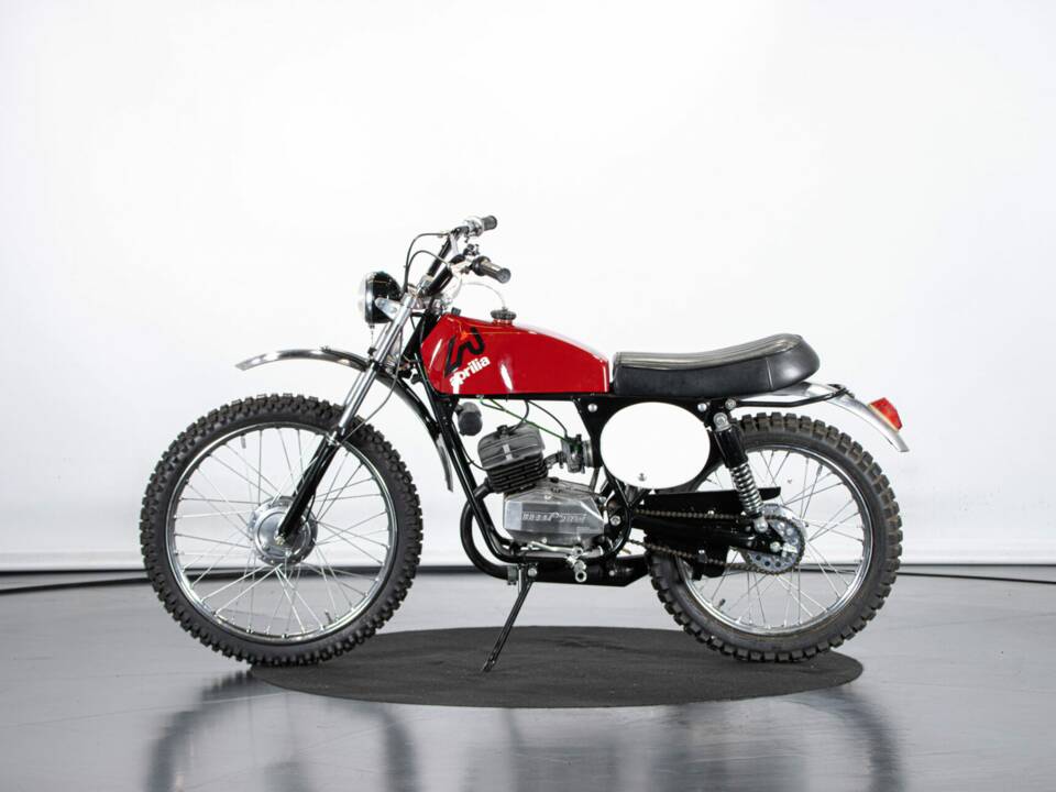 Immagine 1/49 di Aprilia Scarabeo 50 (1972)