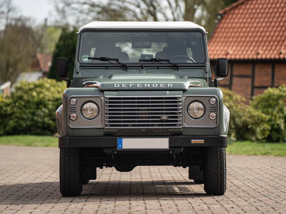 Image 5/42 of Land Rover Defender 90 (2015)