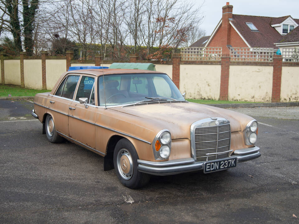 Image 1/17 of Mercedes-Benz 280 SE 3,5 (1972)