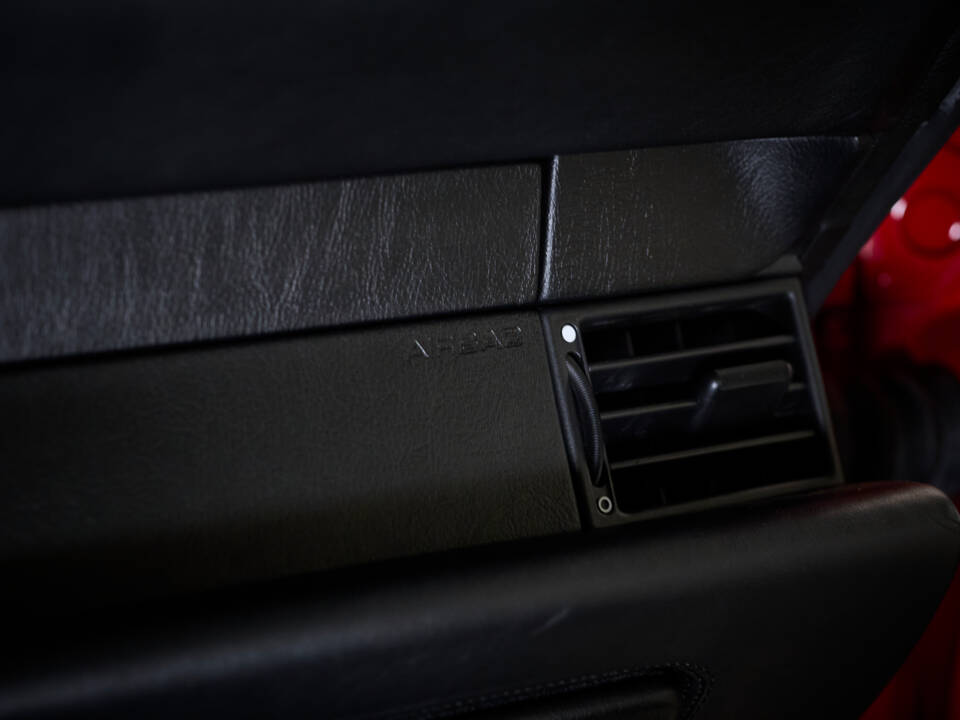Bild 78/98 von Porsche 911 Turbo 3.6 (1993)