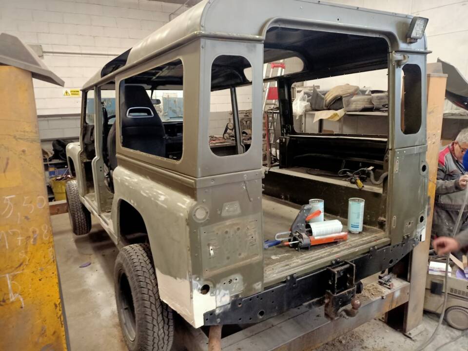 Image 27/35 of Land Rover Defender 110 300Tdi (1997)