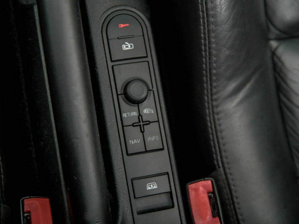 Bild 29/50 von Audi TT 1.8 T (2000)