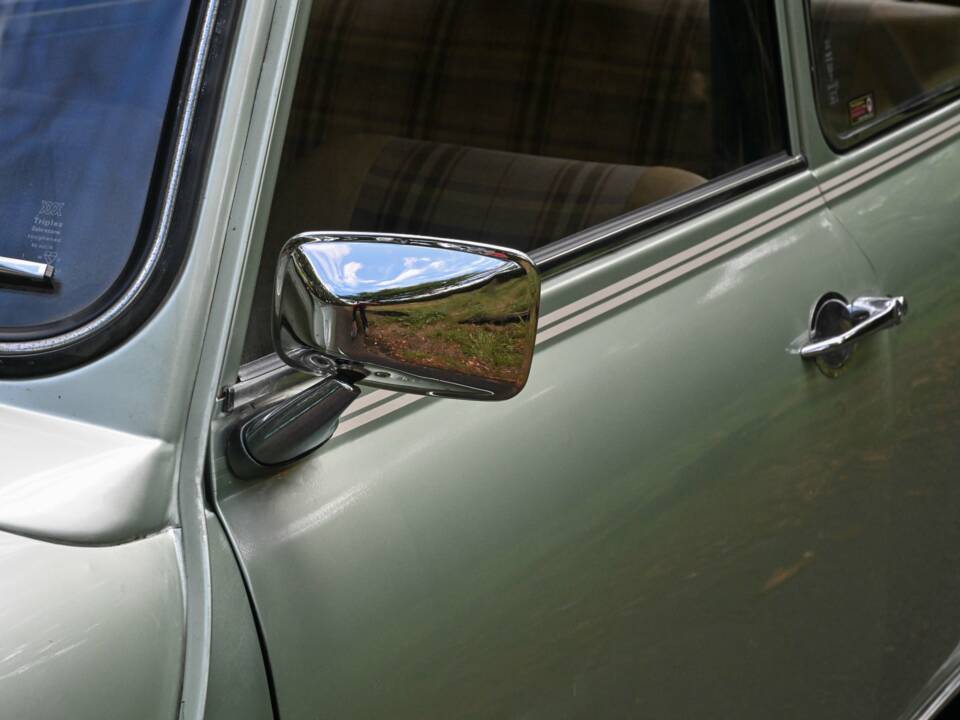 Bild 22/50 von Austin Mini 1000 (1982)