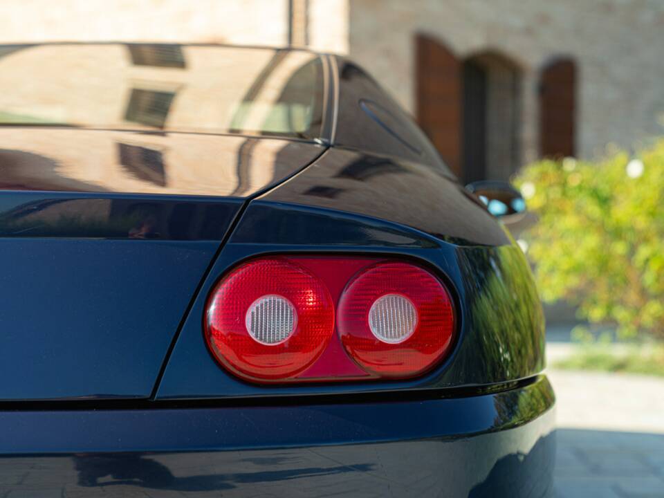 Image 15/50 of Ferrari 456 GT (1995)