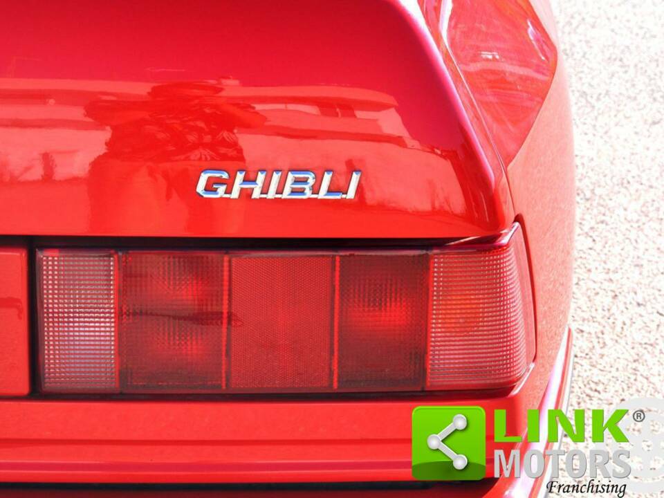 Image 9/10 of Maserati Ghibli 2.0 (1994)