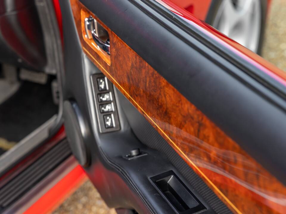 Imagen 35/58 de Aston Martin V8 Coupé (1997)