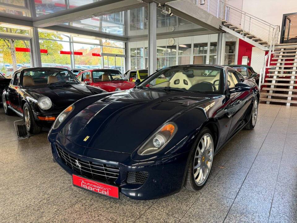 Bild 26/40 von Ferrari 599 GTB (2009)