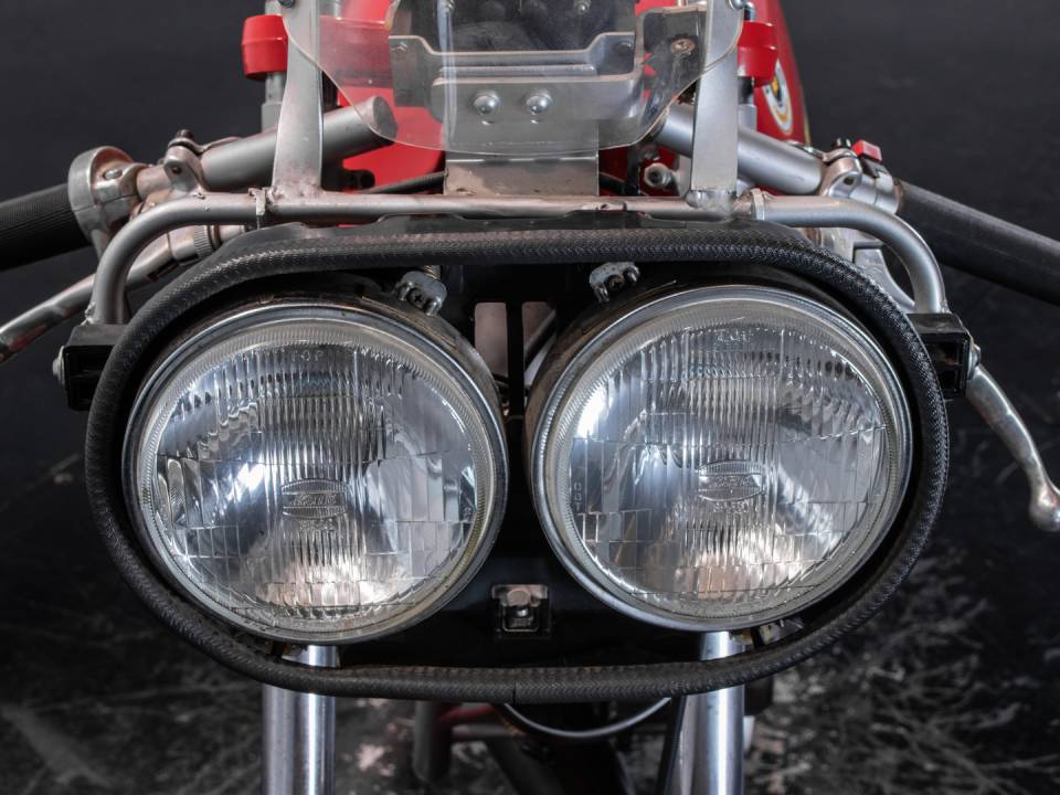 Image 14/27 of Bultaco DUMMY (1969)