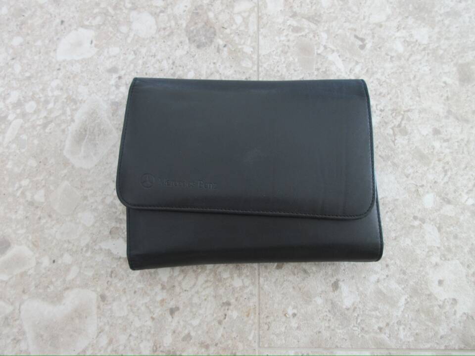 Image 32/39 of Mercedes-Benz SL 320 (1994)