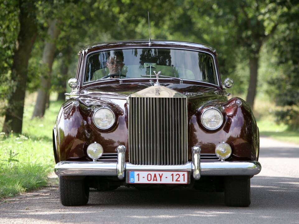 Image 1/52 of Rolls-Royce Silver Cloud II (1962)