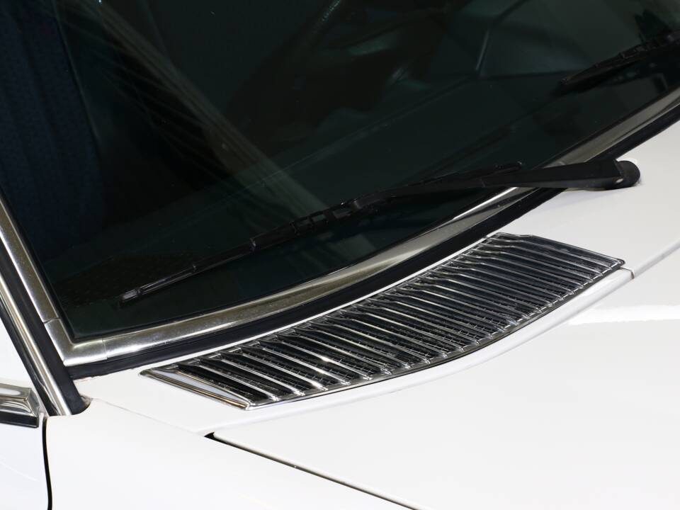 Image 20/25 of Mercedes-Benz 280 CE (1977)