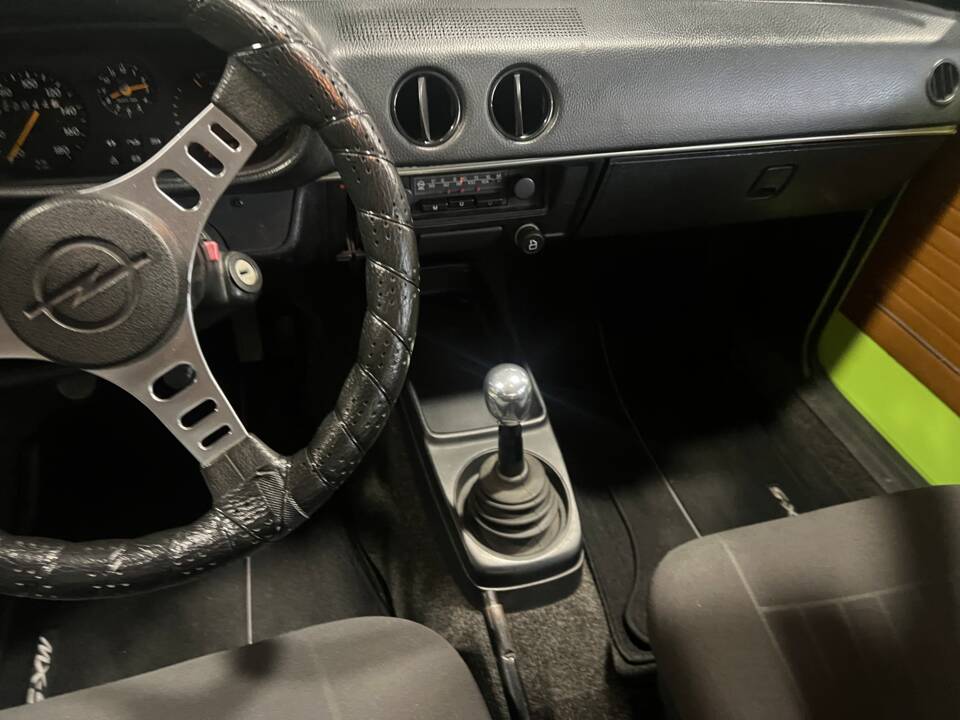 Image 8/11 of Opel Kadett 1,2 (1978)