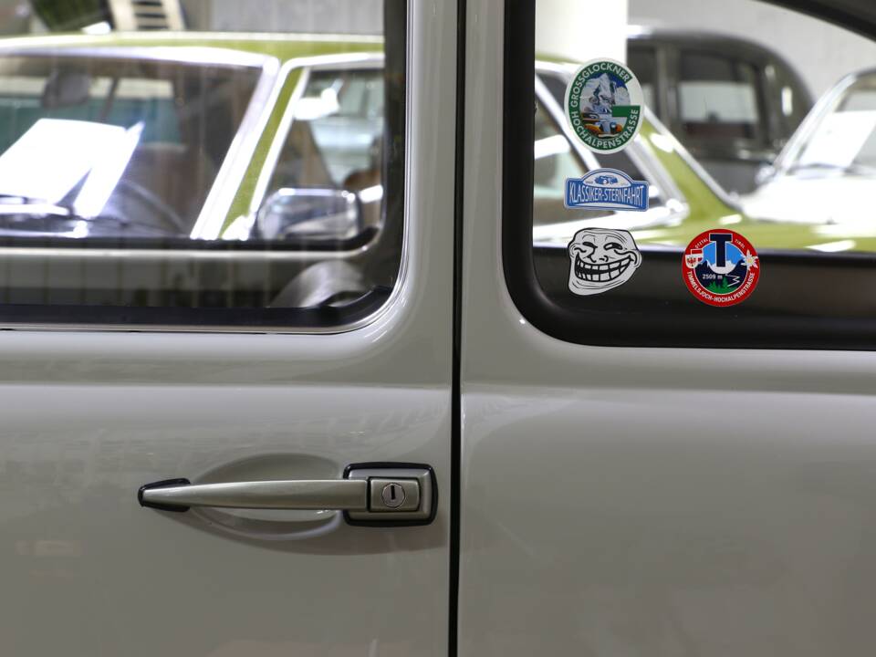 Image 16/39 of Volkswagen Escarabajo 1200 A (1965)