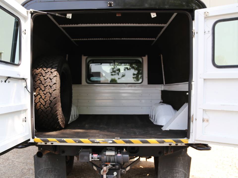 Afbeelding 21/33 van Land Rover Defender 130 Double Cab (2015)