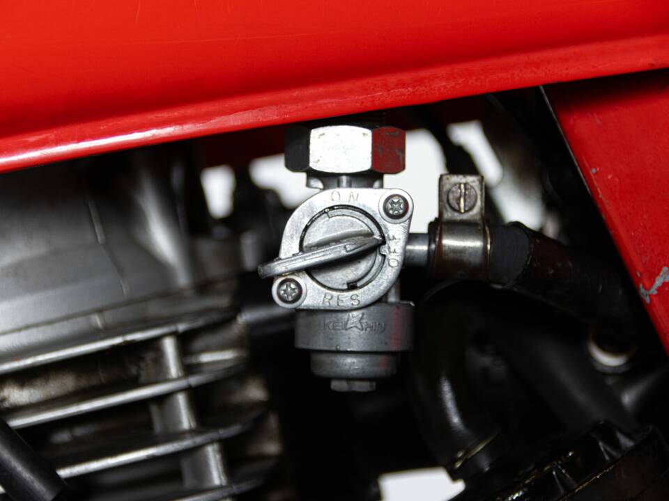 Bild 39/50 von Honda NX 650 Dominator (1990)