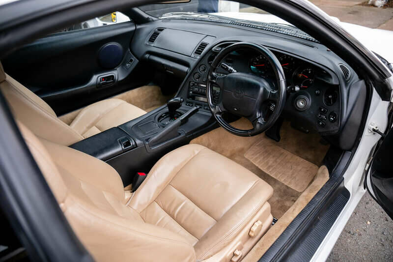 Bild 2/29 von Toyota Supra 3.0 Turbo (1994)